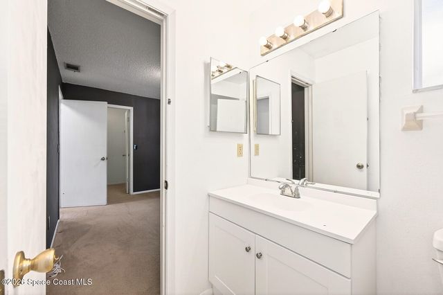 568 Abington Court, Apopka, FL 32703