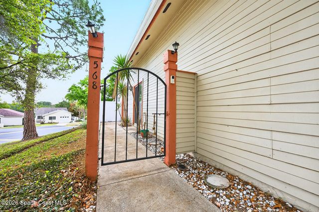 568 Abington Court, Apopka, FL 32703