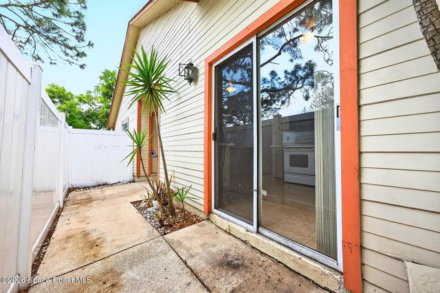 568 Abington Court, Apopka, FL 32703