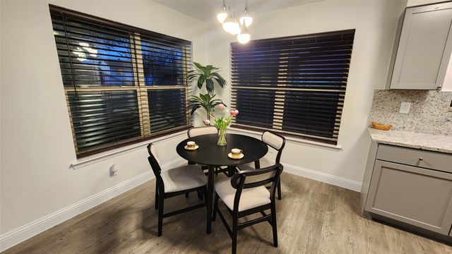 1619 Glenhill Lane, Lewisville, TX 75077