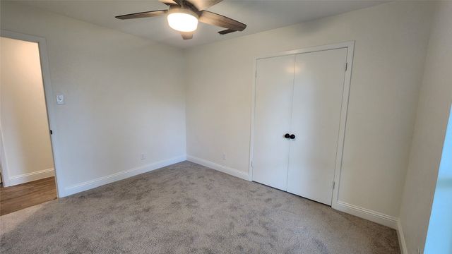 1619 Glenhill Lane, Lewisville, TX 75077