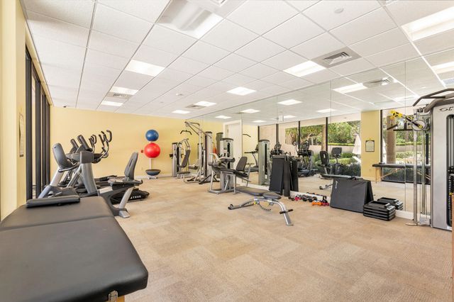 110 Sunset Avenue 4-a, Palm Beach, FL 33480