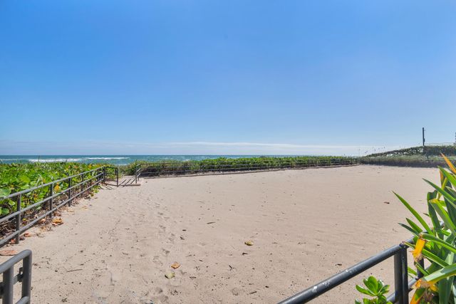 110 Sunset Avenue 4-a, Palm Beach, FL 33480
