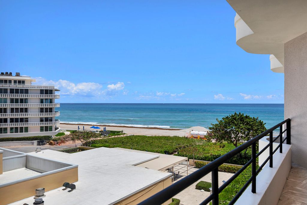 110 Sunset Avenue 4-a, Palm Beach, FL 33480