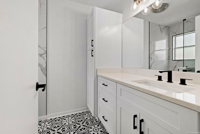 5430 King Albert, San Antonio, TX 78229