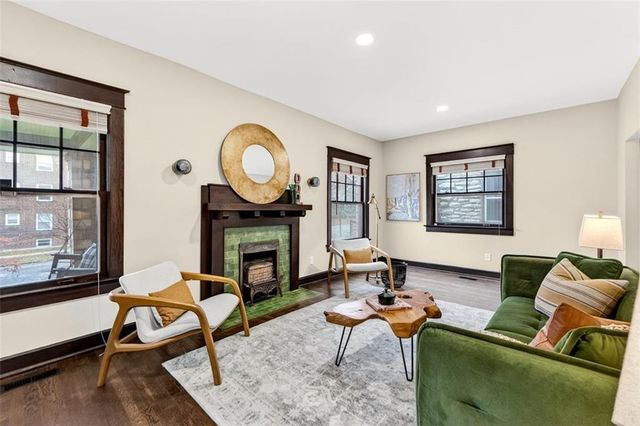 3839 Harrison Boulevard, Kansas City, MO 64109