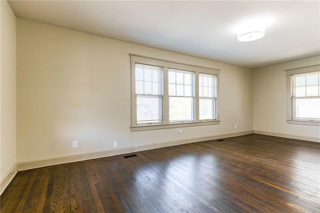 3839 Harrison Boulevard, Kansas City, MO 64109