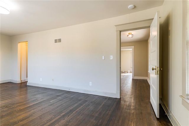 3839 Harrison Boulevard, Kansas City, MO 64109