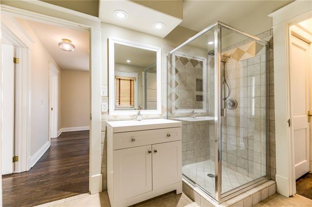 3839 Harrison Boulevard, Kansas City, MO 64109