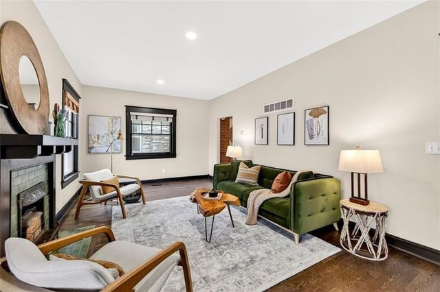 3839 Harrison Boulevard, Kansas City, MO 64109