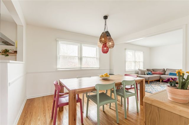 7 Falconbridge Drive, Pittsford, NY 14534