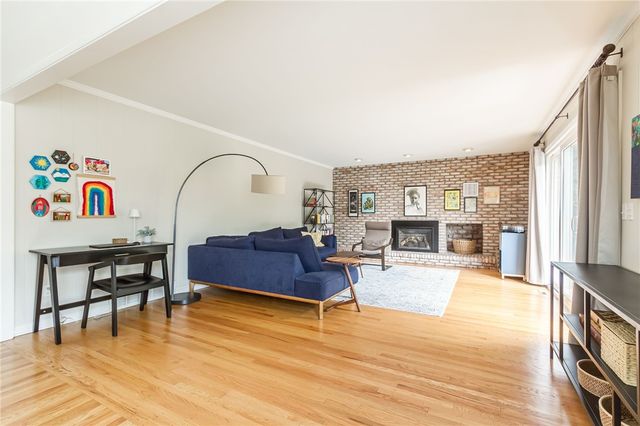 7 Falconbridge Drive, Pittsford, NY 14534