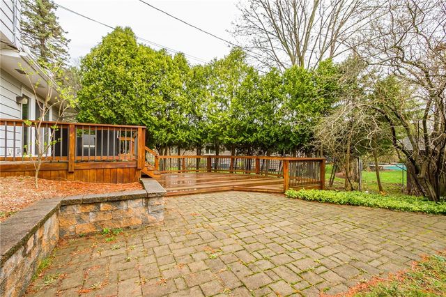 7 Falconbridge Drive, Pittsford, NY 14534