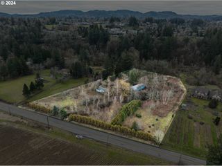 2505 Se TROUTDALE Rd, Troutdale, OR 97060