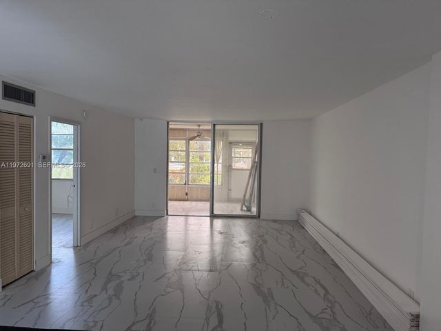 1402 NW 80th Ave 107, Margate, FL 33063