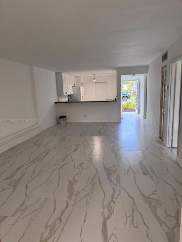 1402 NW 80th Ave 107, Margate, FL 33063