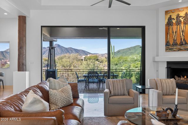 10136 E FILAREE Lane, Scottsdale, AZ 85262