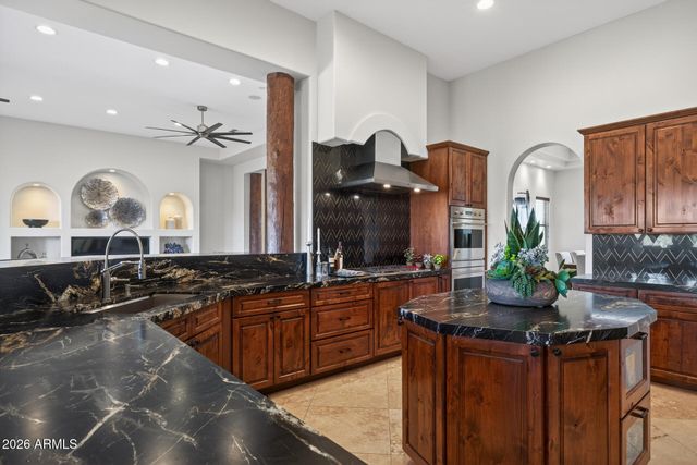 10136 E FILAREE Lane, Scottsdale, AZ 85262