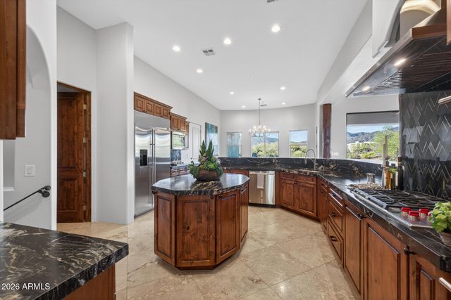 10136 E FILAREE Lane, Scottsdale, AZ 85262