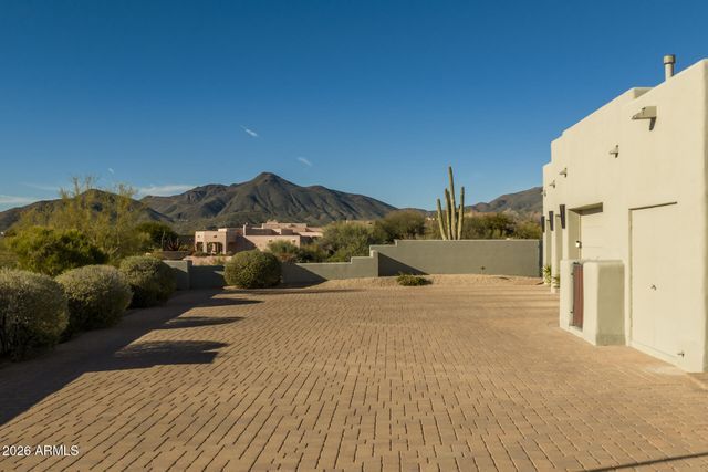 10136 E FILAREE Lane, Scottsdale, AZ 85262