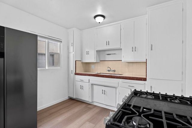 1250 Pacific Beach Dr, San Diego, CA 92109