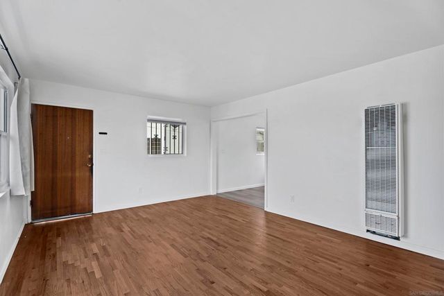 1250 Pacific Beach Dr, San Diego, CA 92109