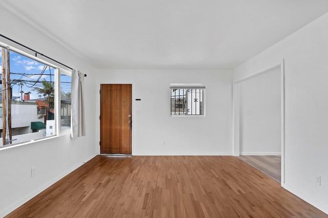 1250 Pacific Beach Dr, San Diego, CA 92109