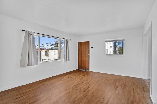 1250 Pacific Beach Dr, San Diego, CA 92109