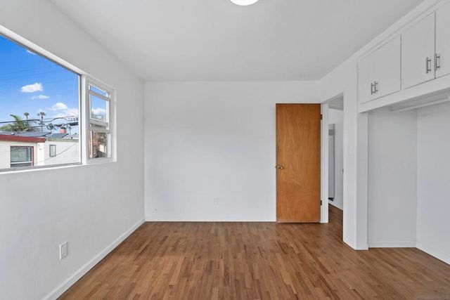 1250 Pacific Beach Dr, San Diego, CA 92109