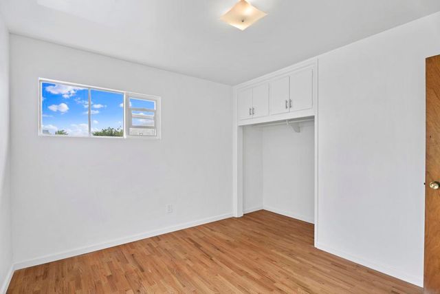 1250 Pacific Beach Dr, San Diego, CA 92109