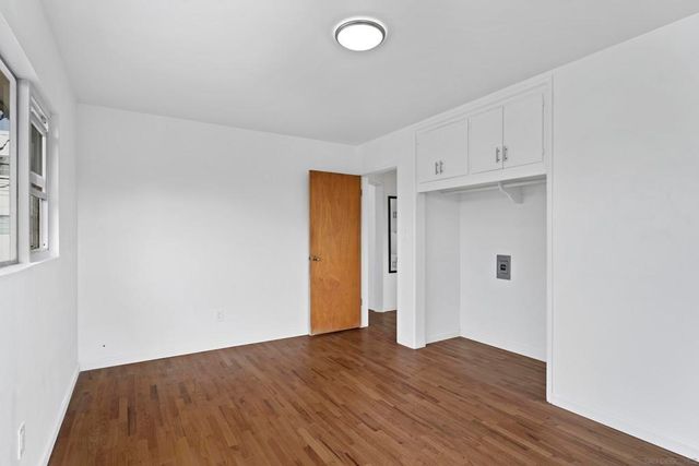 1250 Pacific Beach Dr, San Diego, CA 92109