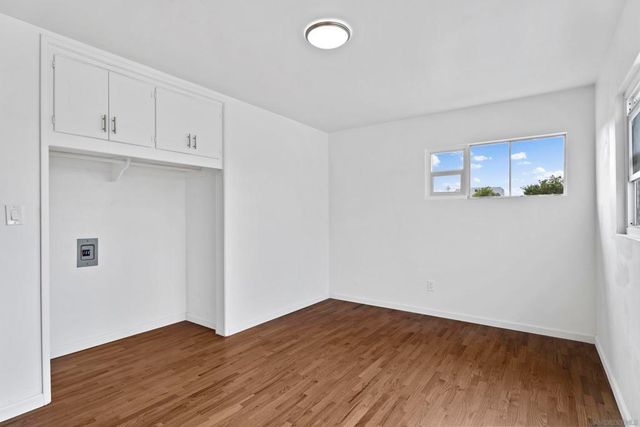 1250 Pacific Beach Dr, San Diego, CA 92109