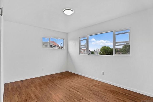 1250 Pacific Beach Dr, San Diego, CA 92109