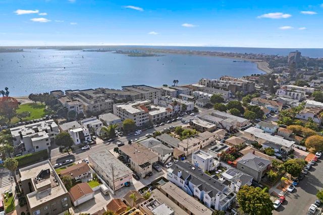 1250 Pacific Beach Dr, San Diego, CA 92109