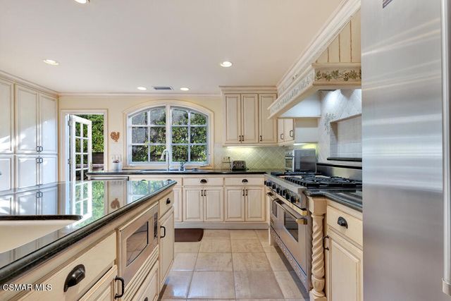 29757 Kimberly Drive, Agoura Hills, CA 91301