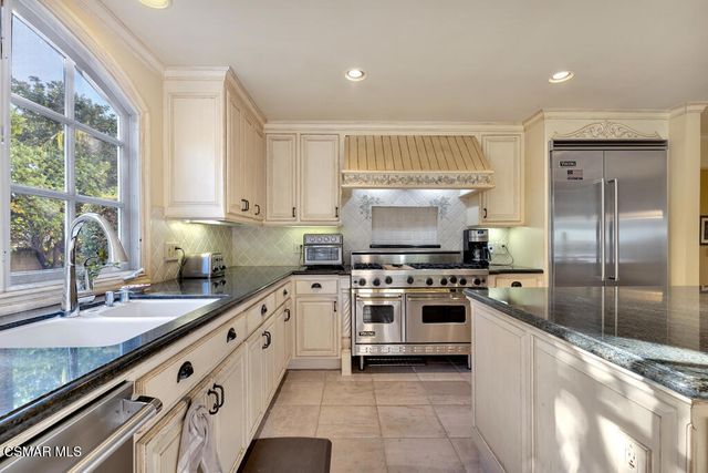 29757 Kimberly Drive, Agoura Hills, CA 91301