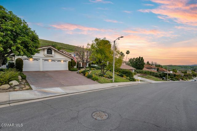 29757 Kimberly Drive, Agoura Hills, CA 91301