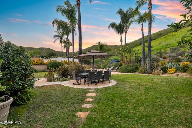 29757 Kimberly Drive, Agoura Hills, CA 91301