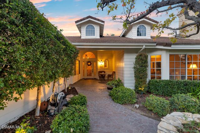 29757 Kimberly Drive, Agoura Hills, CA 91301