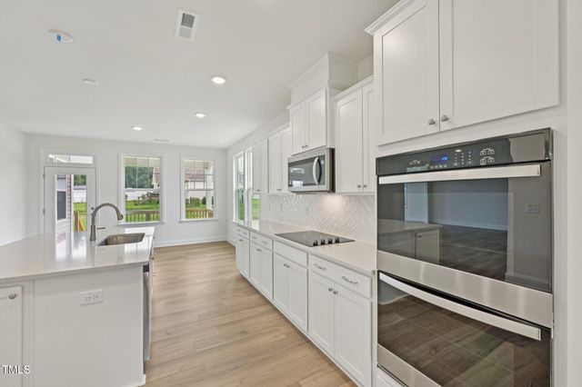 140 Bronze Leaf Drive, Lillington, NC 27546