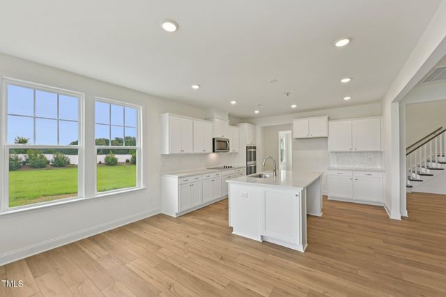 140 Bronze Leaf Drive, Lillington, NC 27546