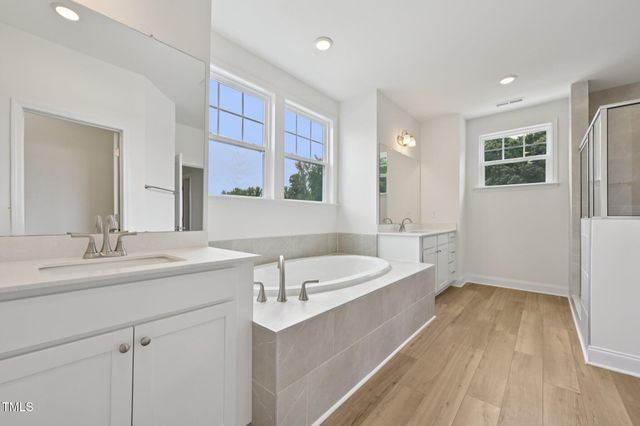 140 Bronze Leaf Drive, Lillington, NC 27546