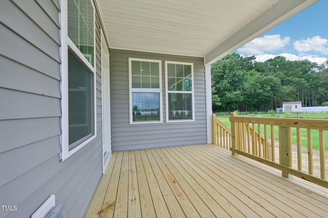 140 Bronze Leaf Drive, Lillington, NC 27546