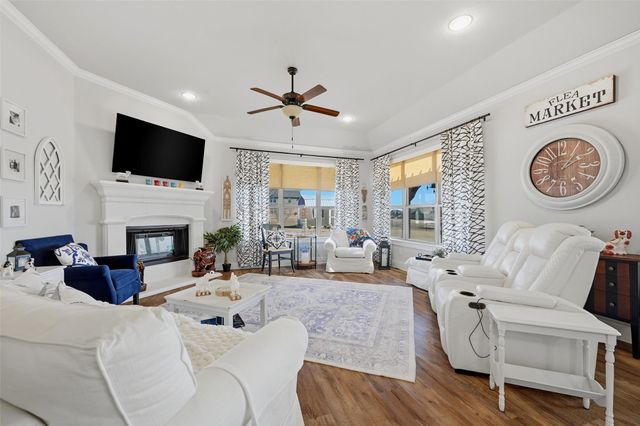 11162 Farmington Road, Van Alstyne, TX 75495