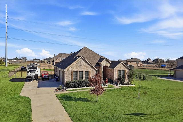 11162 Farmington Road, Van Alstyne, TX 75495