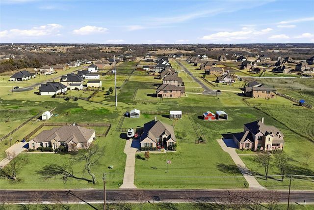 11162 Farmington Road, Van Alstyne, TX 75495