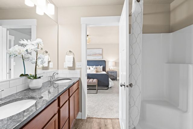 9817 E Hoffman Ct, Spokane Valley, WA 99206