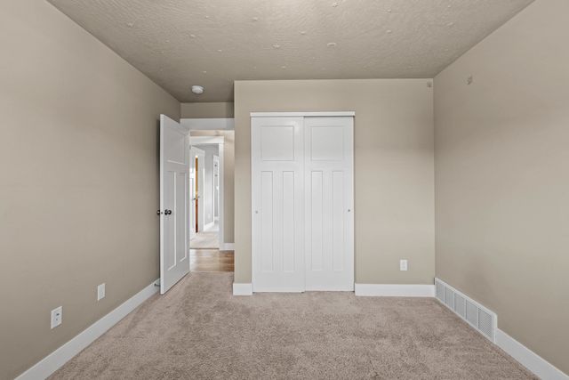 9817 E Hoffman Ct, Spokane Valley, WA 99206