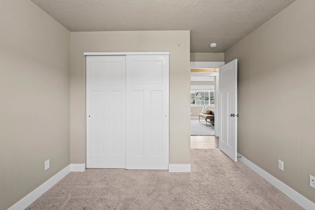 9817 E Hoffman Ct, Spokane Valley, WA 99206