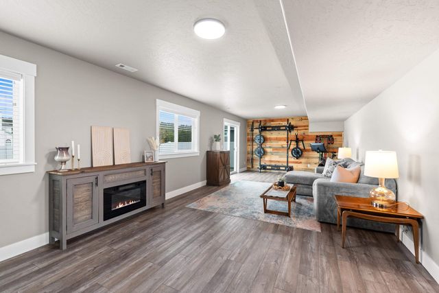 9817 E Hoffman Ct, Spokane Valley, WA 99206